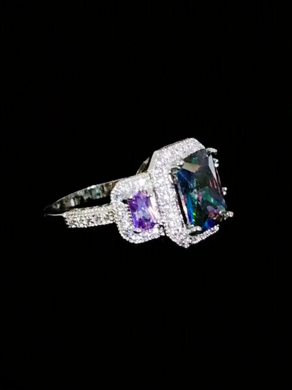 Vintage Y2K 925 Sterling Silver Mystic Topaz & CZ Halo Three-Stone Ring Sz 7.75